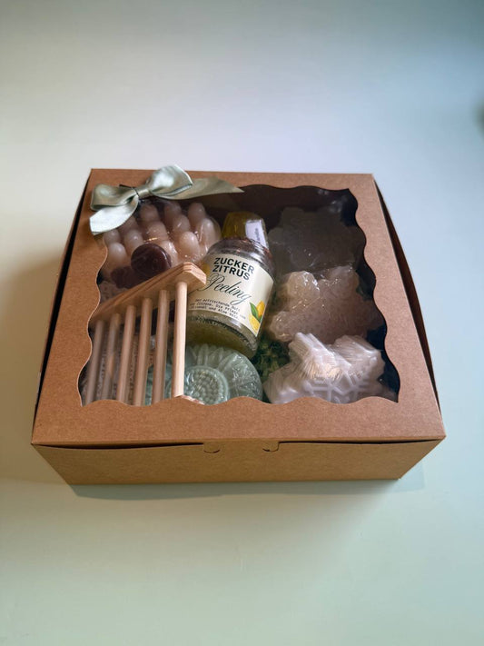 Premium Naturseifen-Geschenkbox – 8-teiliges Wellness-Set mit Peeling & handgemachter Pflege