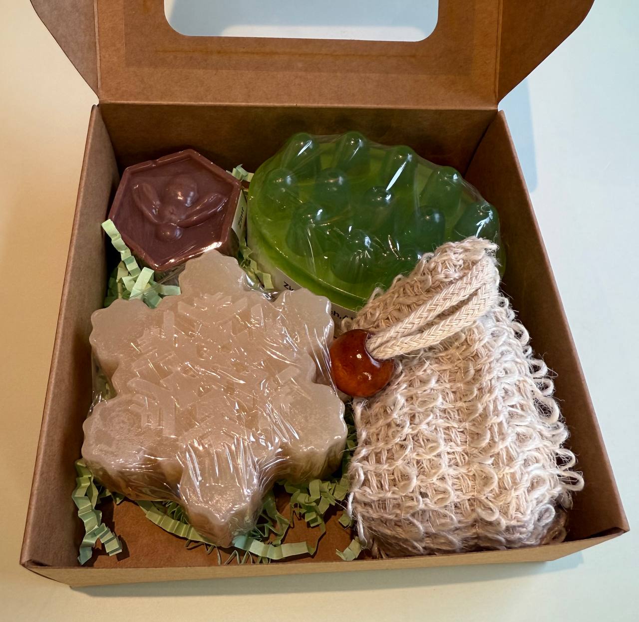 Handgemachte Pflege-Geschenkbox