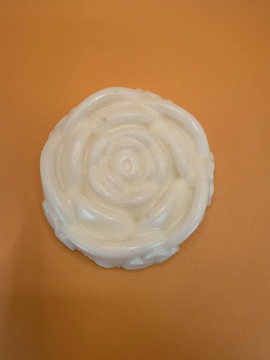 Sheabutter Seife in Rosenform