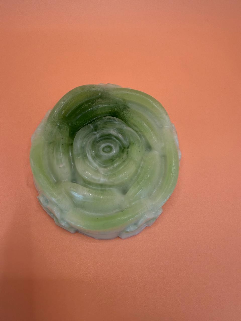 Ziegenmilch-grüner Apfel Seife in Rosenform