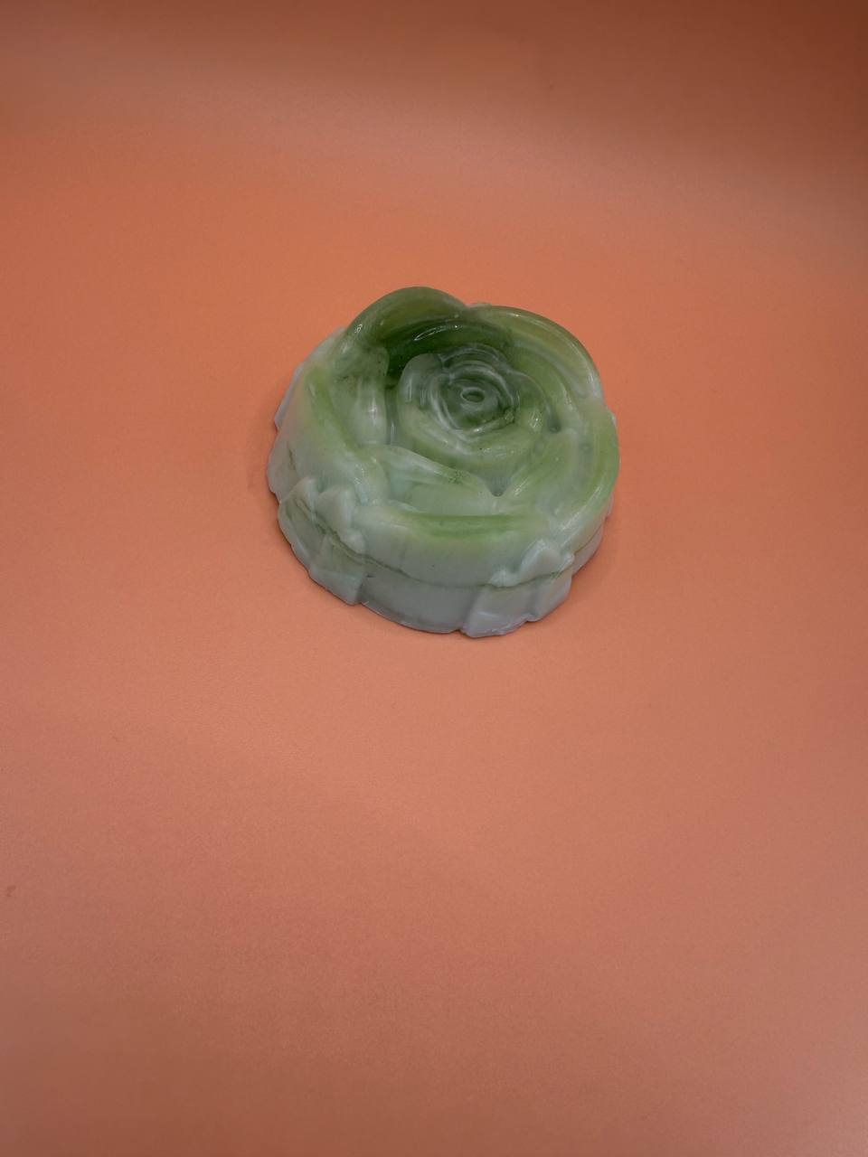 Ziegenmilch-grüner Apfel Seife in Rosenform